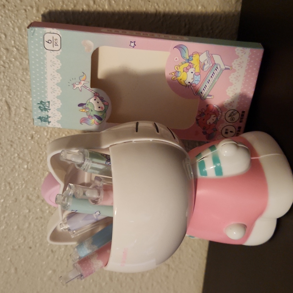 Hello Kitty Pens & Holder